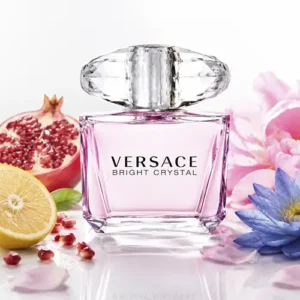 عطر-زنانه-Bright-Crystal-Versace-رایحه-خنک-ومعتدل-گلی-میوه-ای-بهترین-عطر-اقتصادی-برای-محل-کار-و-دانشگاه