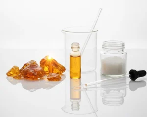 اسانس-کهربا-در-عطر-سازی-