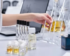 سفارش-عطر-شخصی-سازی-شده-