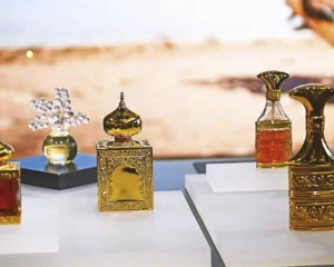 شمعدانهای-عروس-و-مشک-برای-عطر-عروس-در-دوران-قاجار
